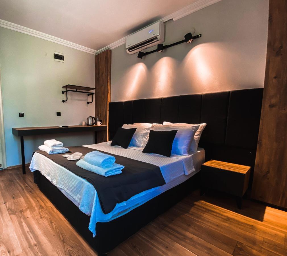 Tepe Hotel&Business Suite Анталія Екстер'єр фото